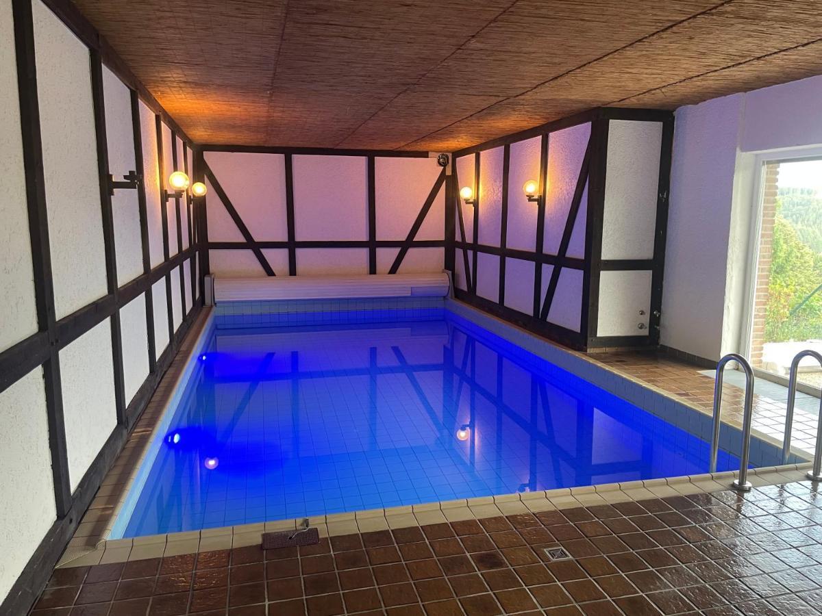 Traumhaus Am Wald 2 Apartment Daun Bagian luar foto